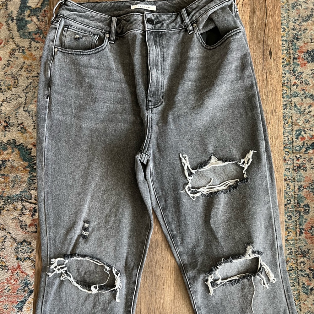 Pacsun mom jeans
